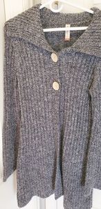 Lightly Used No Boundaries Sweater